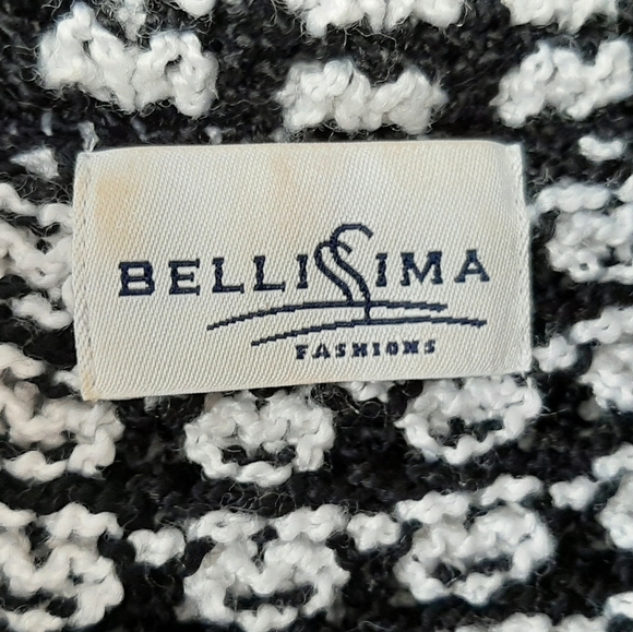 Bellissima Sweater ♡ Size XL - Picture 2 of 4